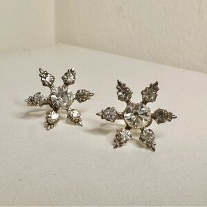 70s Vintage Rhinestone Star Earrings Screw Back Retro Brilliant Stones Glamorous